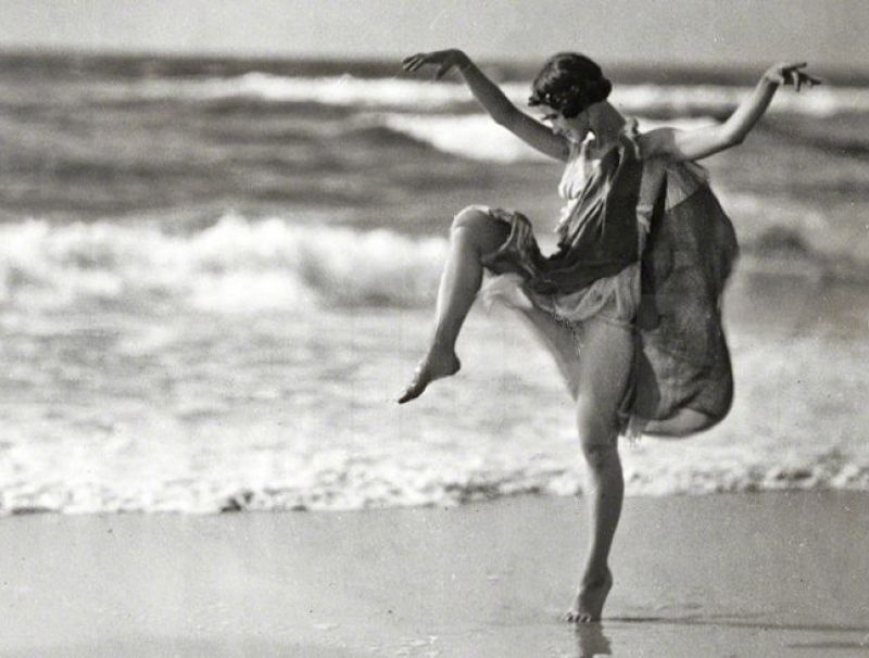 Isadora Duncan e la Nascita della Danza Moderna. Rivoluzione artistica e vita inquieta