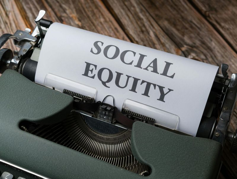 Equità, da dove ripartire. Il concetto di Equità nel Vangelo e nel Socialismo