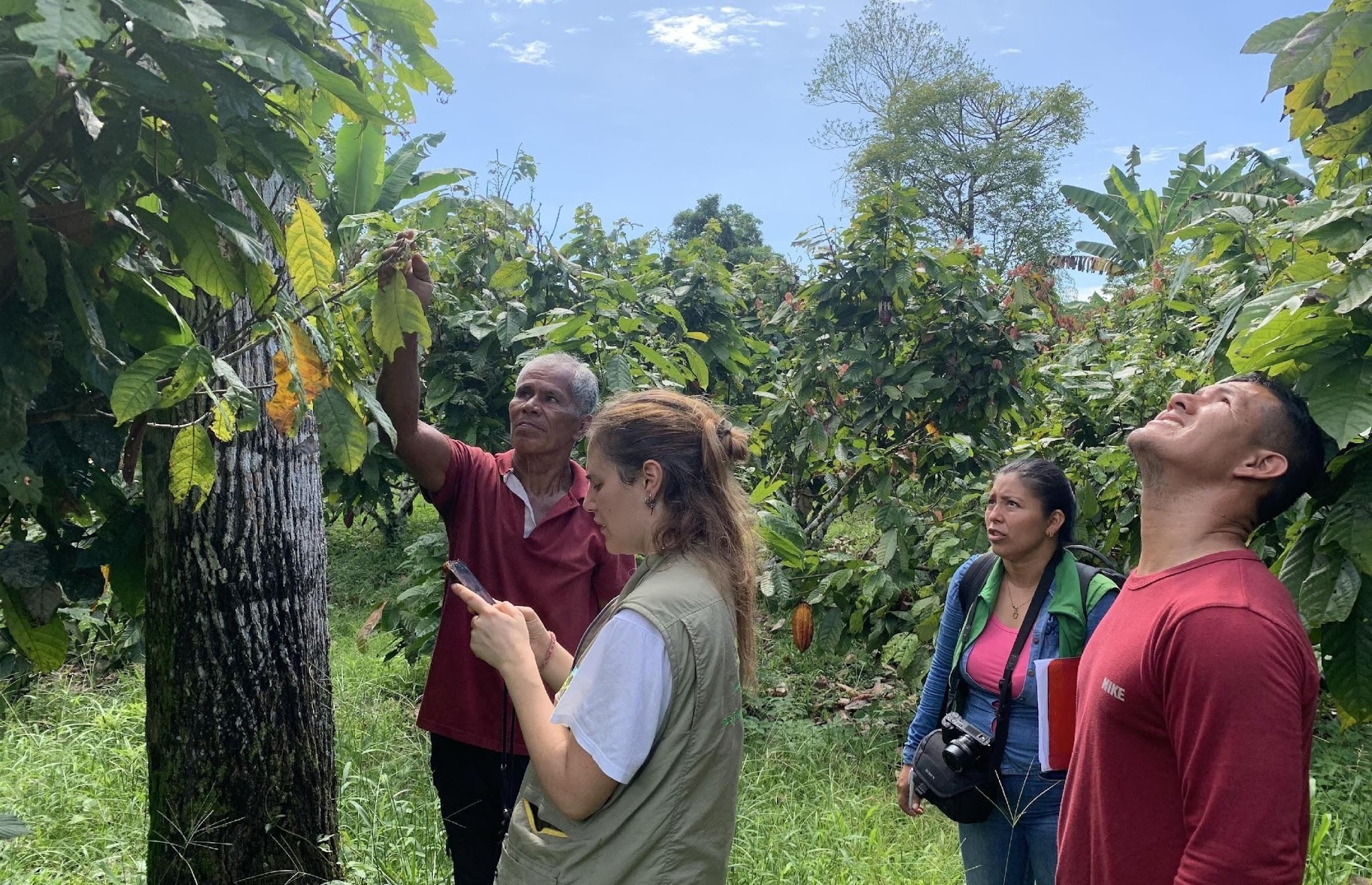 Lavorare con le comunità del cacao nella frontiera amazzonica: la mia esperienza con il FEPP a Lago Agrio