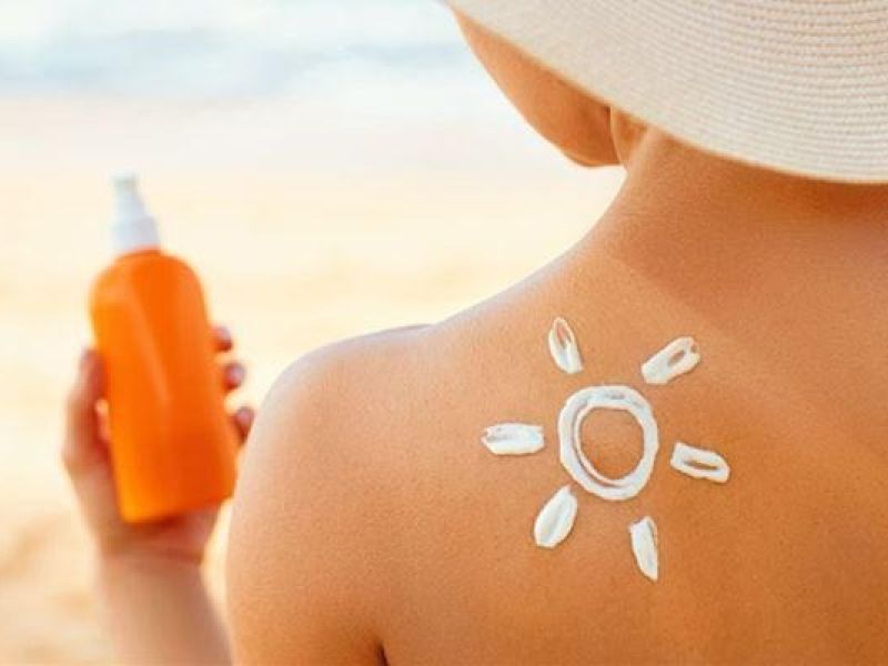 SPOILER ESTIVO: il sole non perdona (ma la crema sì)